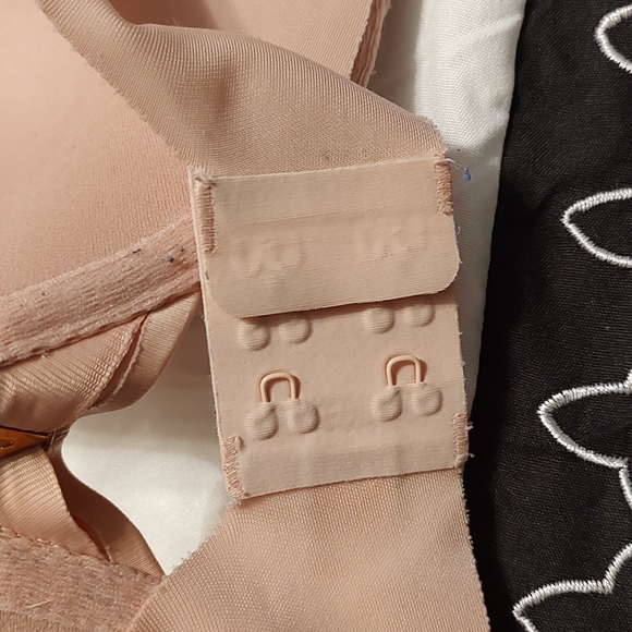 💕GUC Victoria's Secret Ladie's Infinity Flex Push Up Underwire, Baby Pink, 34D - Picture 11 of 12